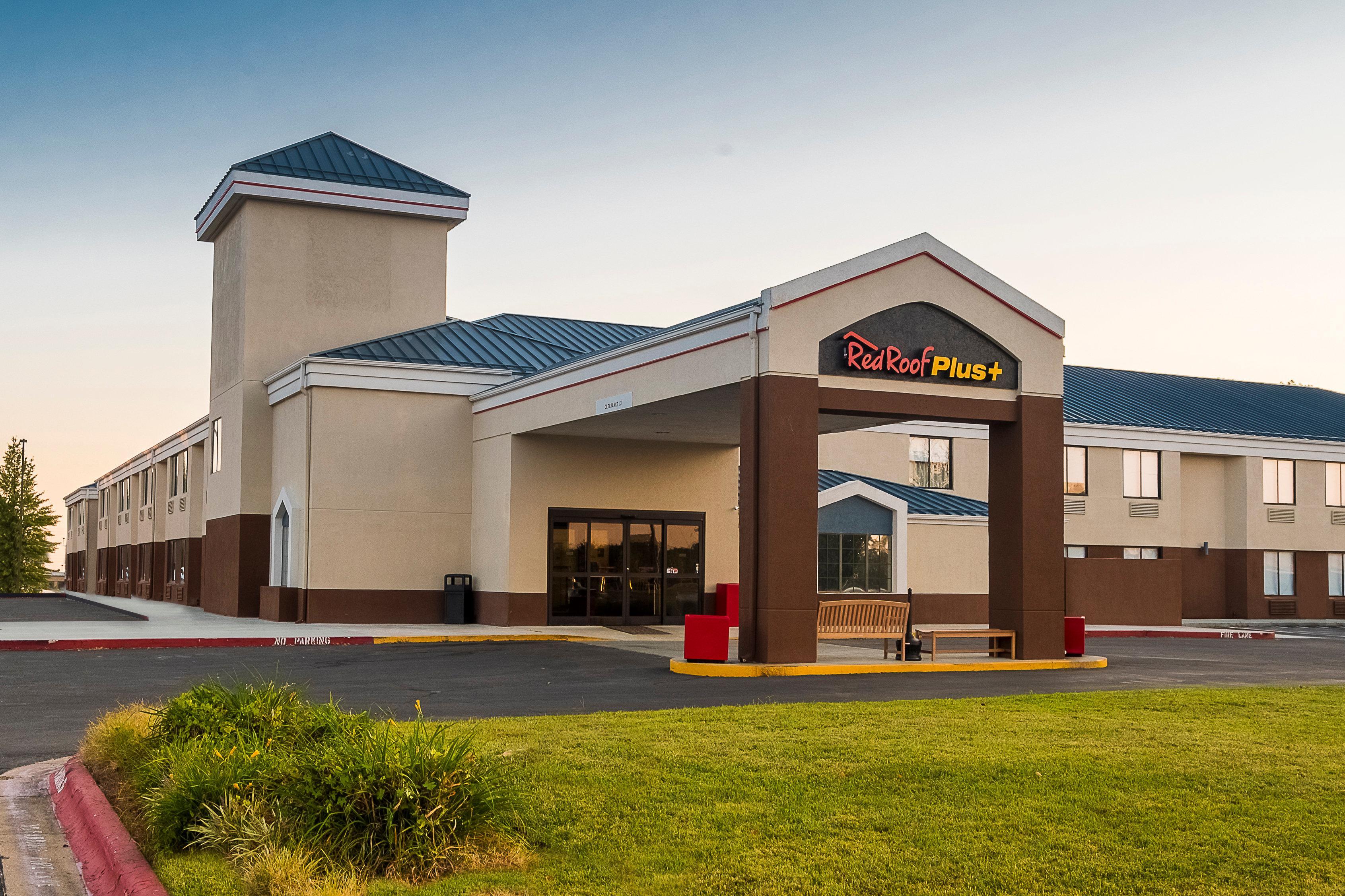 Spark By Hilton Bentonville Exterior foto