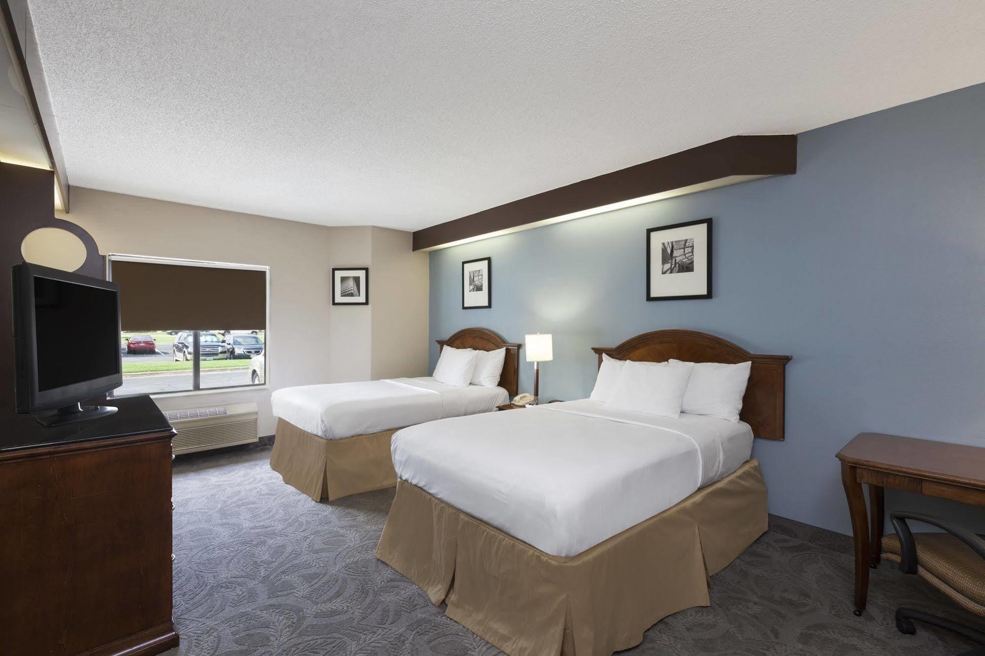 Spark By Hilton Bentonville Exterior foto